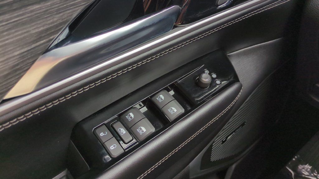 Used 2023 Jeep Wagoneer Series II AWD/4WD image 19