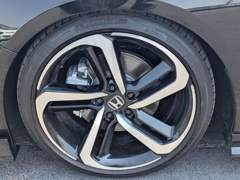 Used 2022 Honda Accord Sport image 12