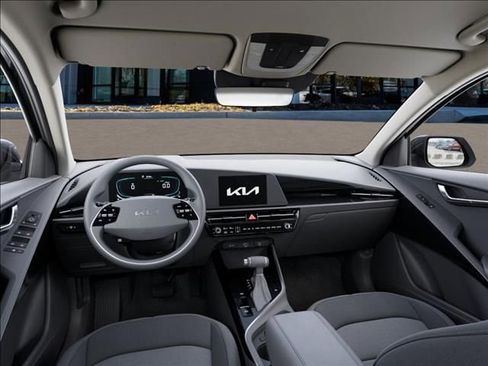 New 2026 Kia Niro LX image 14