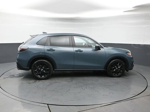 Certified 2024 Honda HR-V Sport image 7