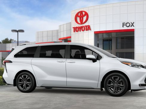 New 2026 Toyota Sienna Platinum AWD/4WD image 36