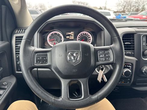 Used 2017 RAM 1500 Express image 14