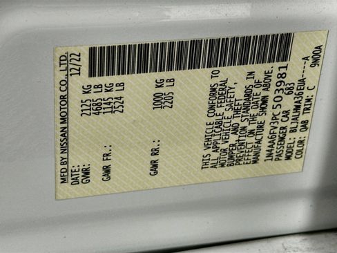 Used 2023 Nissan Maxima Platinum w/ Sport Mat Group FWD image 12