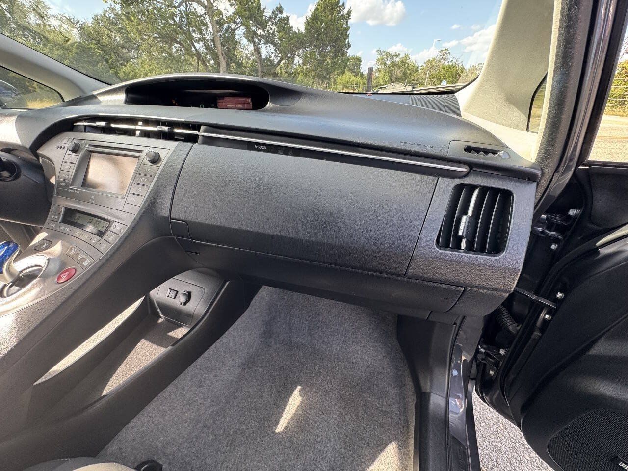 Used 2014 Toyota Prius Four FWD image 19