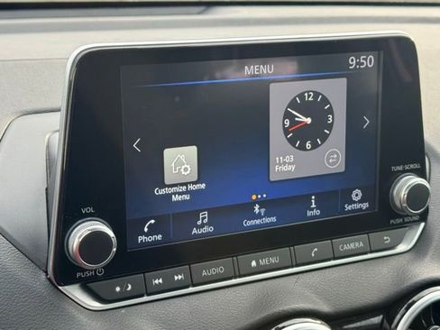 Used 2023 Nissan Sentra SV image 32