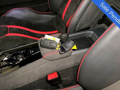 Used 2024 Lamborghini Huracan Tecnica RWD image 21