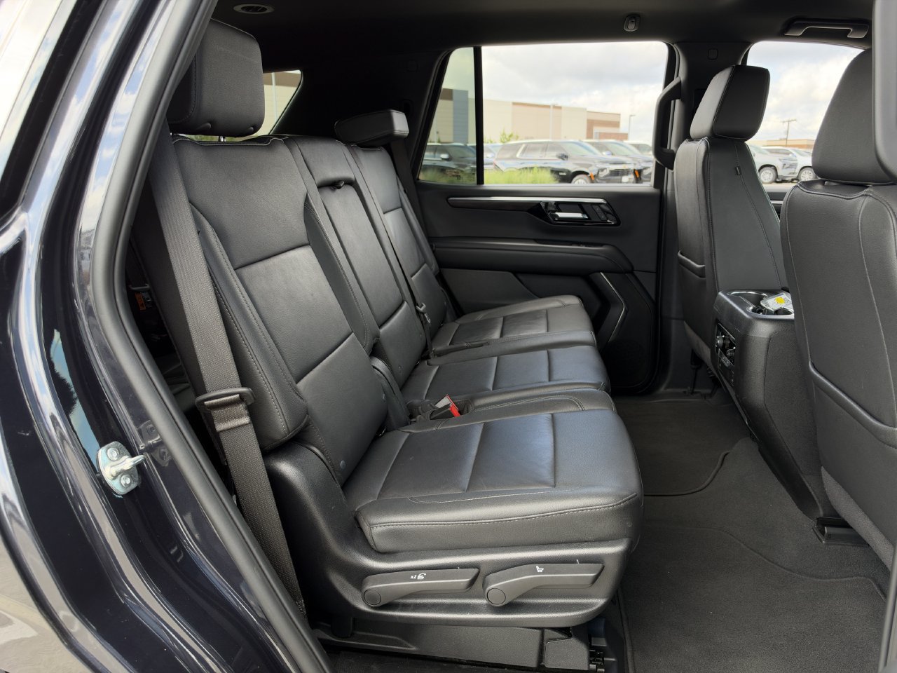 Certified 2025 Chevrolet Tahoe LT RWD image 27