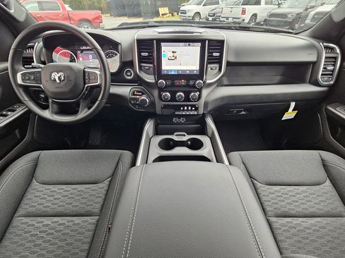 New 2026 RAM 1500 Express image 9