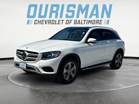 Used 2019 Mercedes-Benz GLC 300 image 2