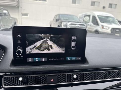 Used 2024 Honda Civic Touring image 29