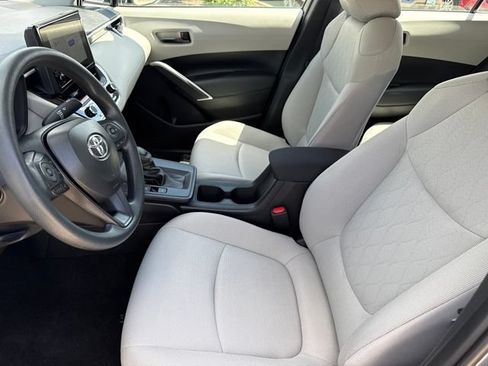 Used 2026 Toyota Corolla Cross L FWD image 11