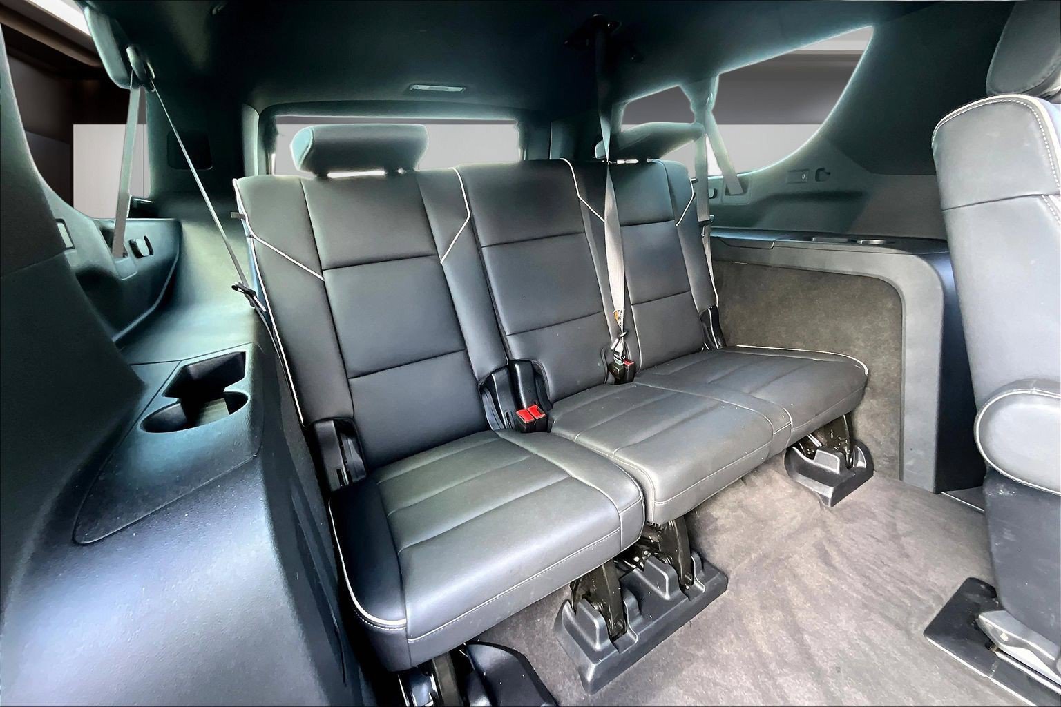 Certified 2025 Cadillac Escalade ESV Premium Luxury AWD/4WD image 26