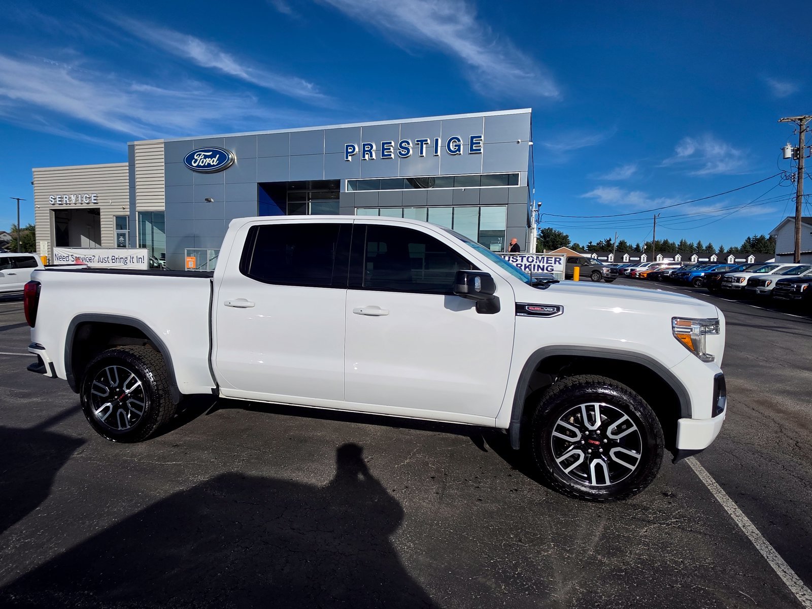 Used 2019 GMC Sierra 1500 AT4 w/ AT4 Premium Package AWD/4WD image 3
