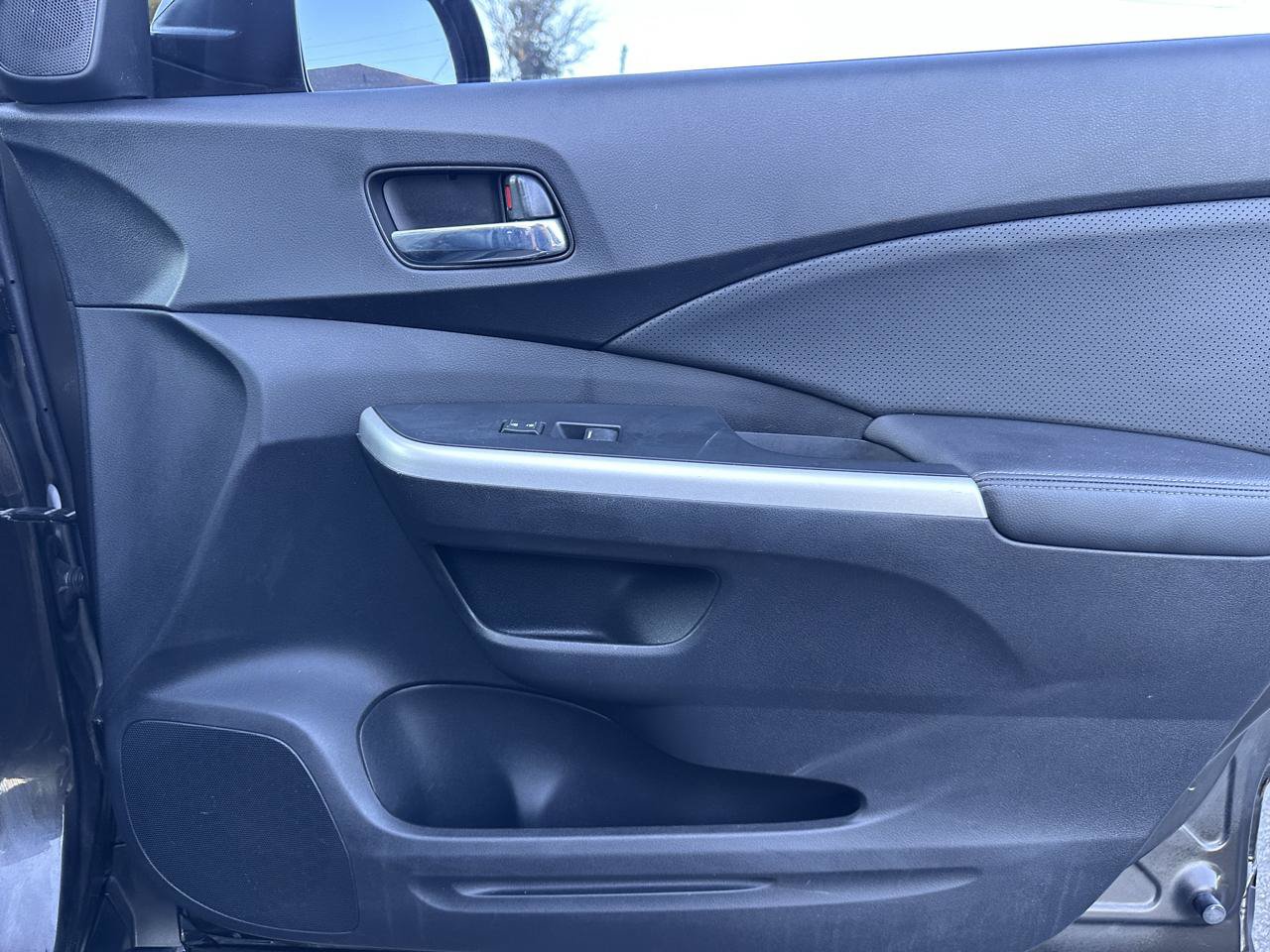 Used 2016 Honda CR-V EX-L image 37