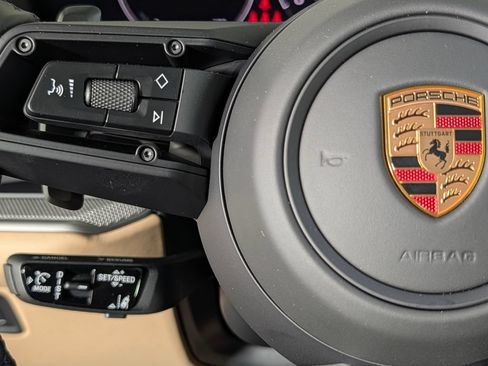 New 2026 Porsche Cayenne Coupe AWD/4WD image 38