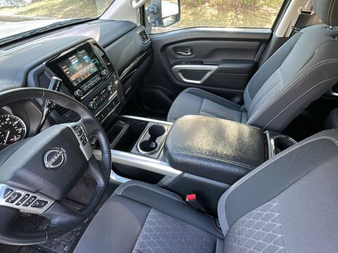 Certified 2024 Nissan Titan SV w/ SV Convenience Package image 23