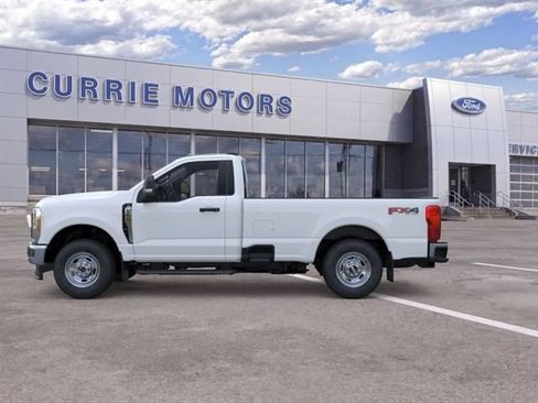 New 2026 Ford F250 XL w/ FX4 Off-Road Package AWD/4WD image 3