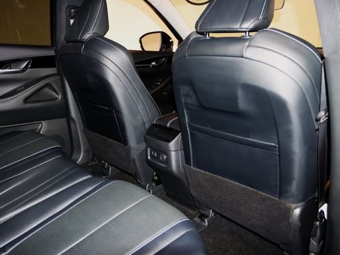 Used 2023 INFINITI QX60 Pure image 65