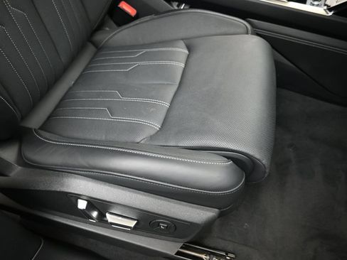 Used 2024 Audi Q8 e-tron Prestige AWD/4WD image 12