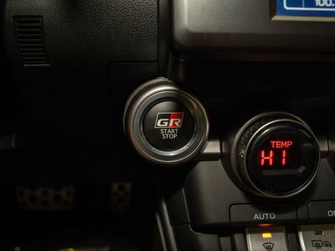 Certified 2023 Toyota GR86 Premium image 18