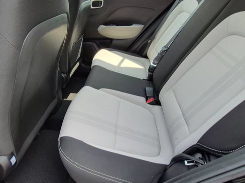 Certified 2023 Hyundai Venue SEL FWD image 26