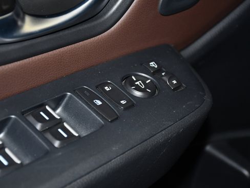 Used 2025 Honda Pilot Elite image 35