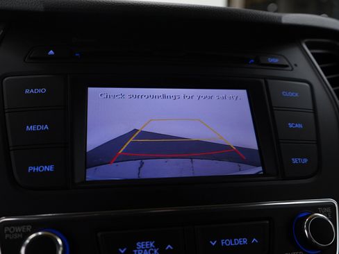 Used 2018 Hyundai Santa Fe Sport FWD image 29