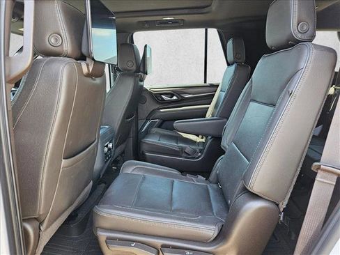 Used 2021 GMC Yukon Denali w/ Denali Premium Package AWD/4WD image 16