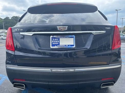 Used 2017 Cadillac XT5 Luxury w/ Driver Awareness Package FWD image 6