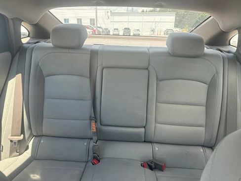 Used 2025 Chevrolet Malibu LT FWD image 28