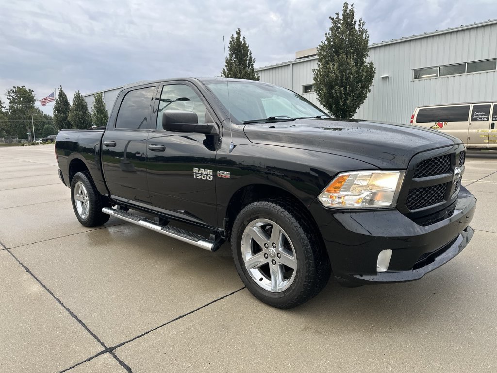 Used 2014 RAM 1500 Express AWD/4WD image 14