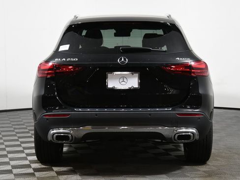 New 2025 Mercedes-Benz GLA 250 4MATIC image 6