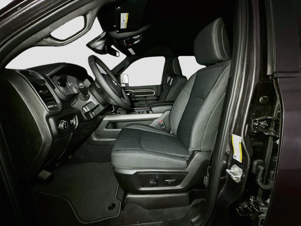 New 2026 RAM 2500 Big Horn AWD/4WD image 14