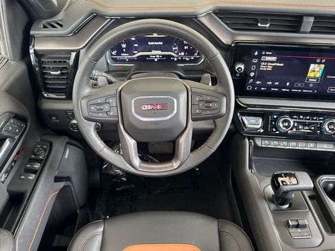 Used 2025 GMC Sierra 1500 AT4 image 13