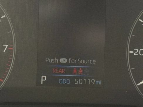 Used 2024 Toyota Corolla SE w/ SE Premium Package FWD image 16