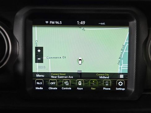 Used 2022 Jeep Gladiator Willys image 23