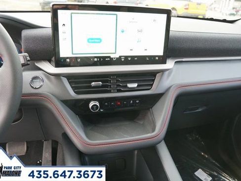 New 2026 Ford Explorer ST-Line w/ ST-Line Street Pack image 40