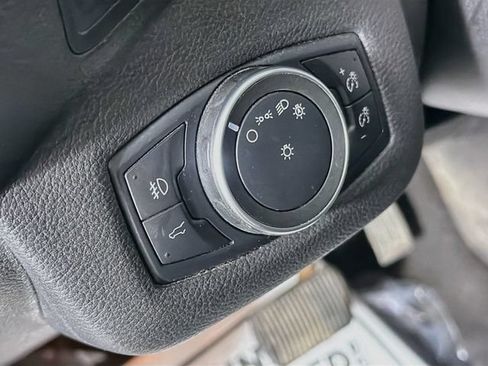 Used 2019 Ford Escape SEL AWD/4WD image 10