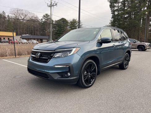 Used 2022 Honda Pilot Special Edition image 2