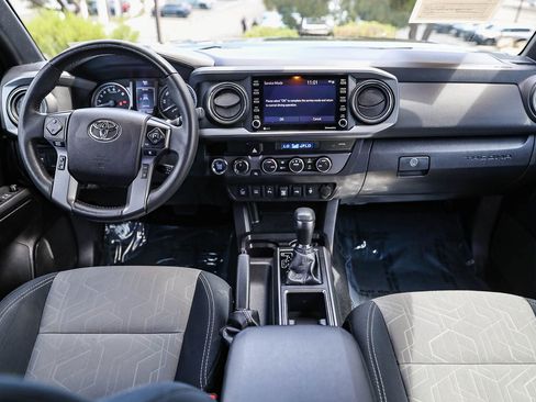 Certified 2021 Toyota Tacoma TRD Off-Road w/ Technology Package AWD/4WD image 12
