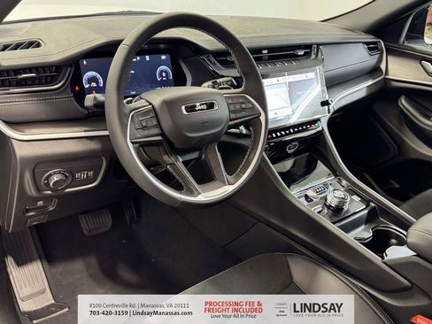 New 2026 Jeep Grand Cherokee 4WD image 15