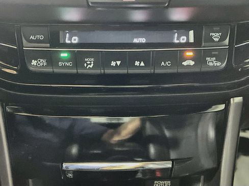 Used 2017 Honda Accord EX-L image 26