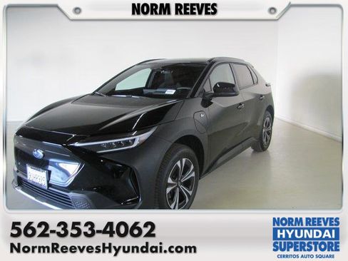 Used 2025 Subaru Solterra Premium image 1