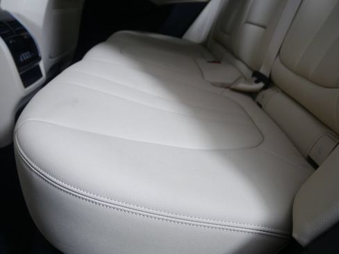 Used 2020 BMW X5 sDrive40i w/ Premium Package RWD image 13