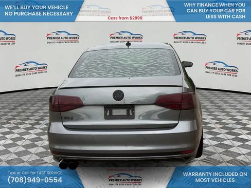 Used 2017 Volkswagen Jetta GLI FWD image 5