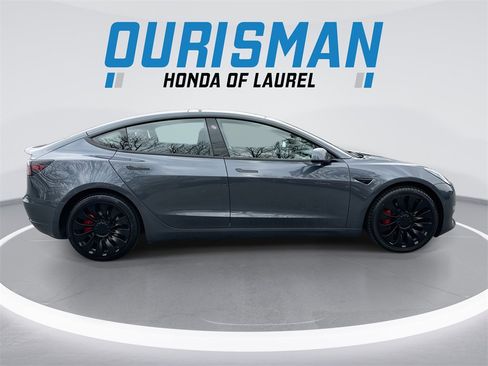 Used 2022 Tesla Model 3 Performance image 9