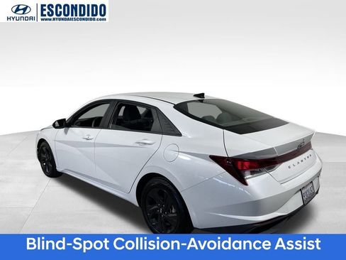 Certified 2022 Hyundai Elantra SEL image 3