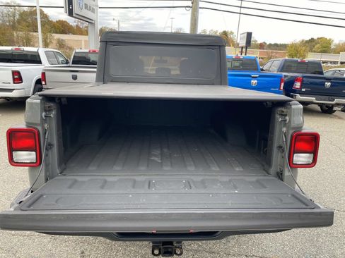 Certified 2021 Jeep Gladiator Mojave image 5