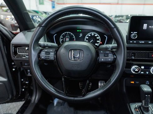 Used 2024 Honda Civic Sport image 25