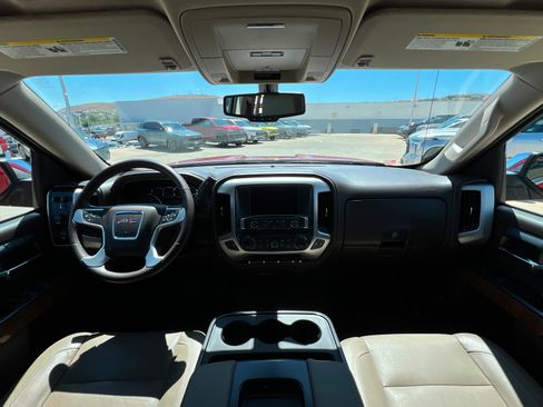 Used 2018 GMC Sierra 1500 SLT w/ SLT Premium Package image 10